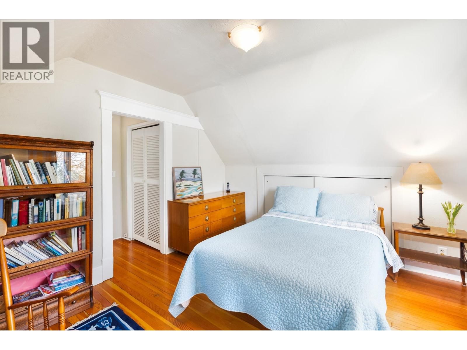 4491 HARRIET STREET Image 17