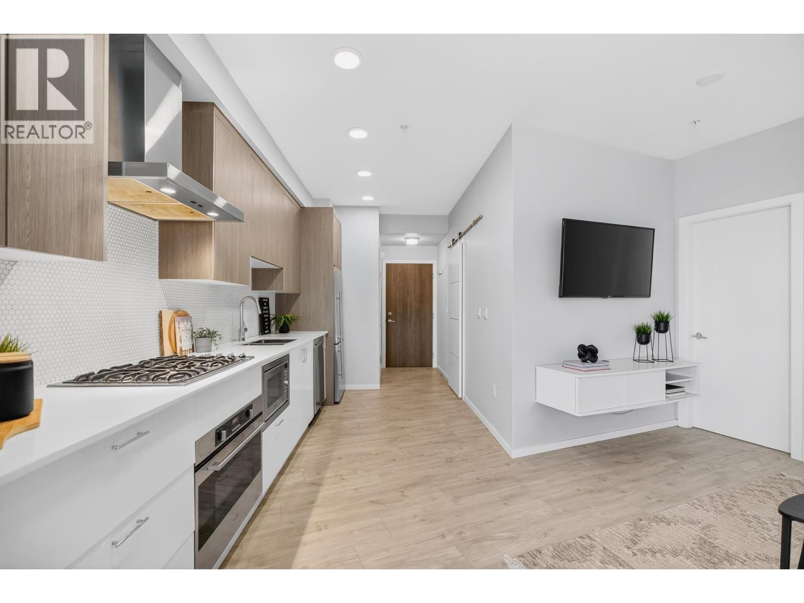 215 - 6283 KINGSWAY AVENUE Image 10