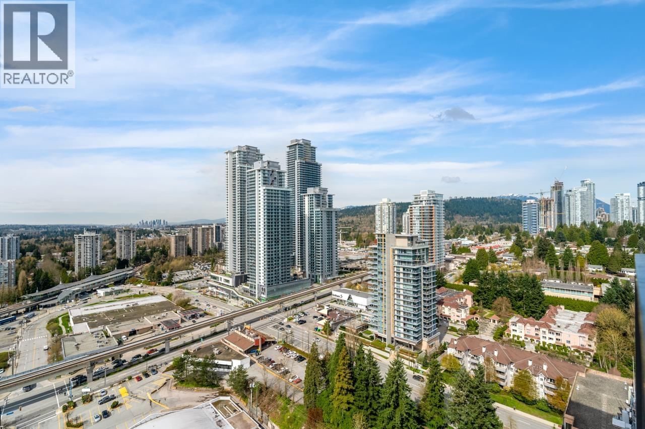 450 WESTVIEW Street, Coquitlam, British Columbia V3K 6C3