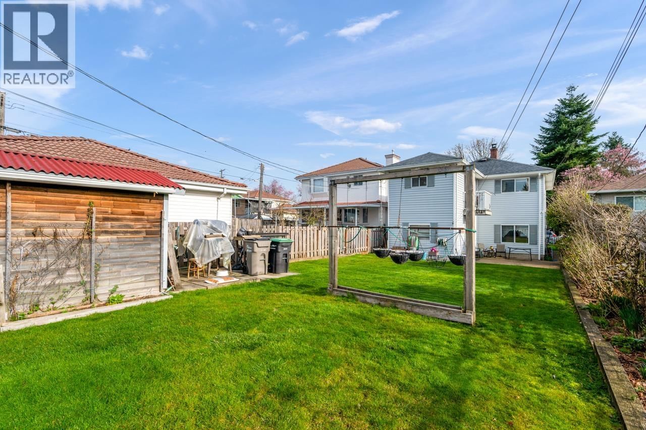 3524 TANNER STREET Image 22