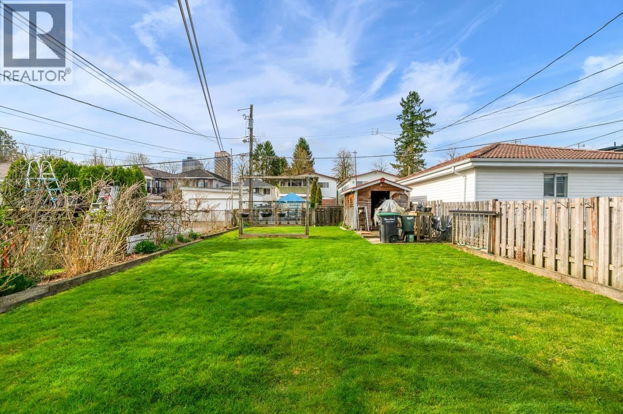 3524 TANNER STREET Image 24