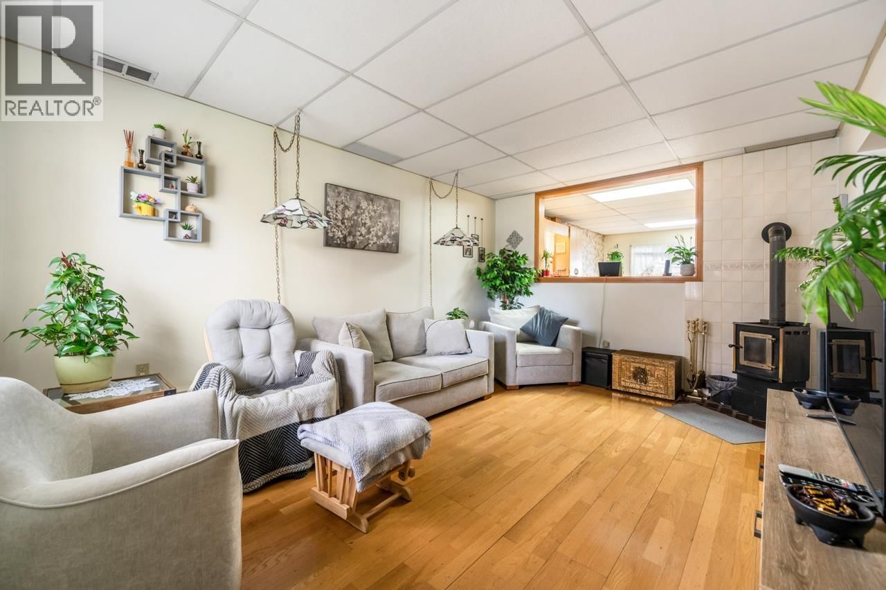 3524 TANNER STREET Image 3