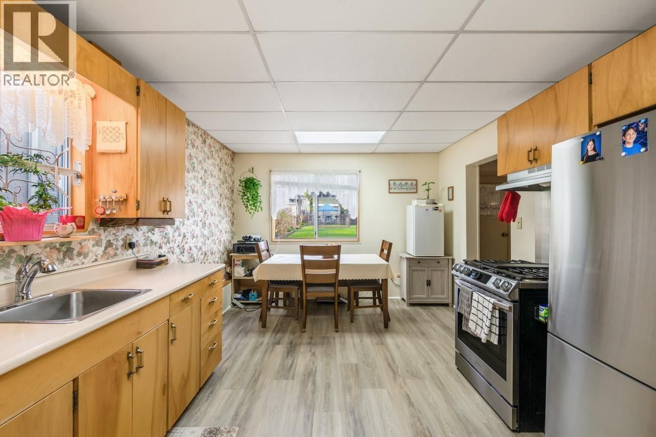 3524 TANNER STREET Image 6