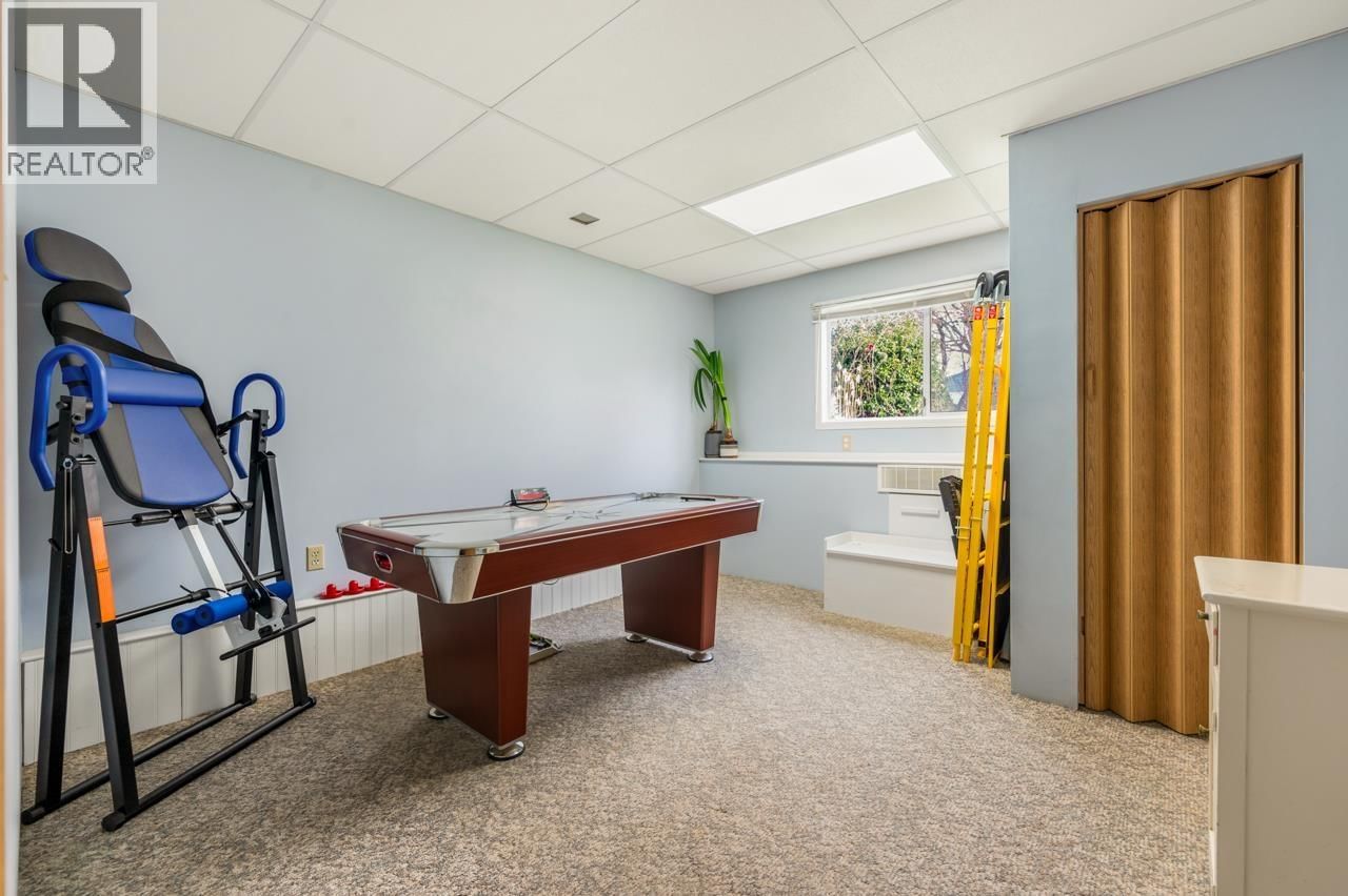 3524 TANNER STREET Image 9