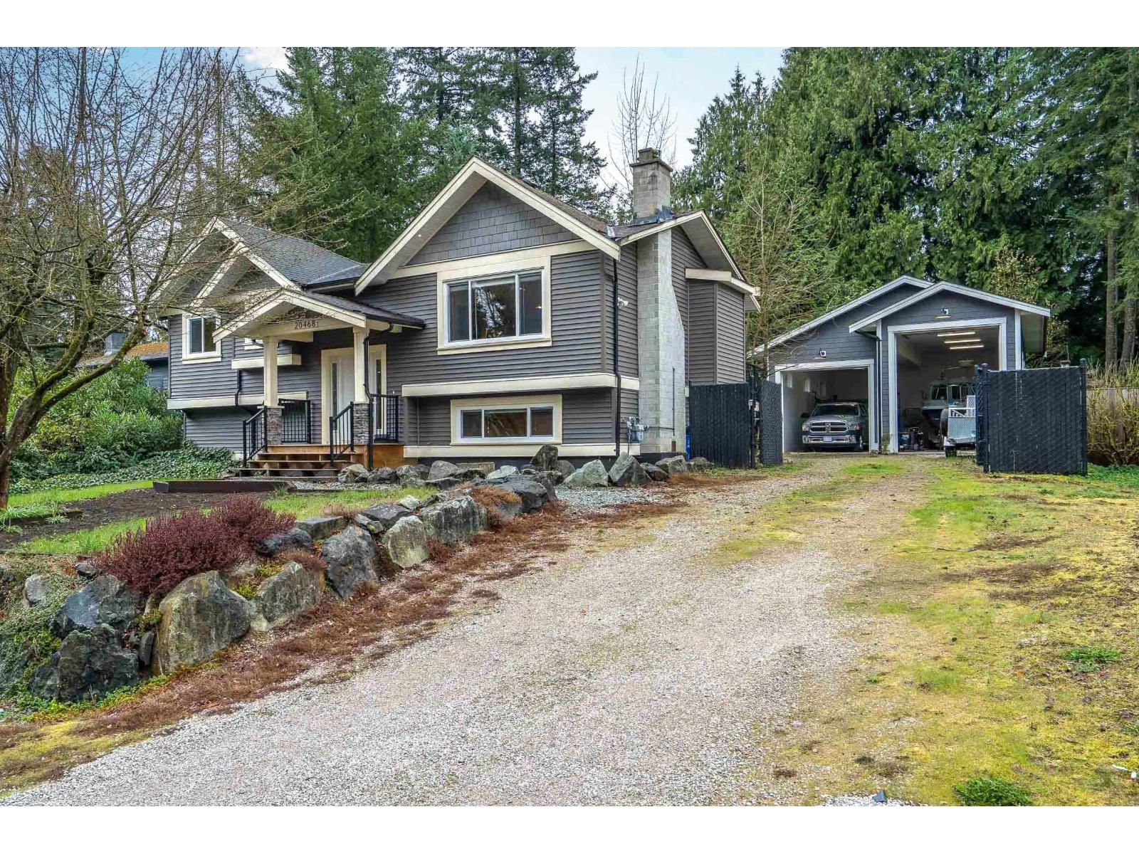 20468 43 AVENUE Image 1