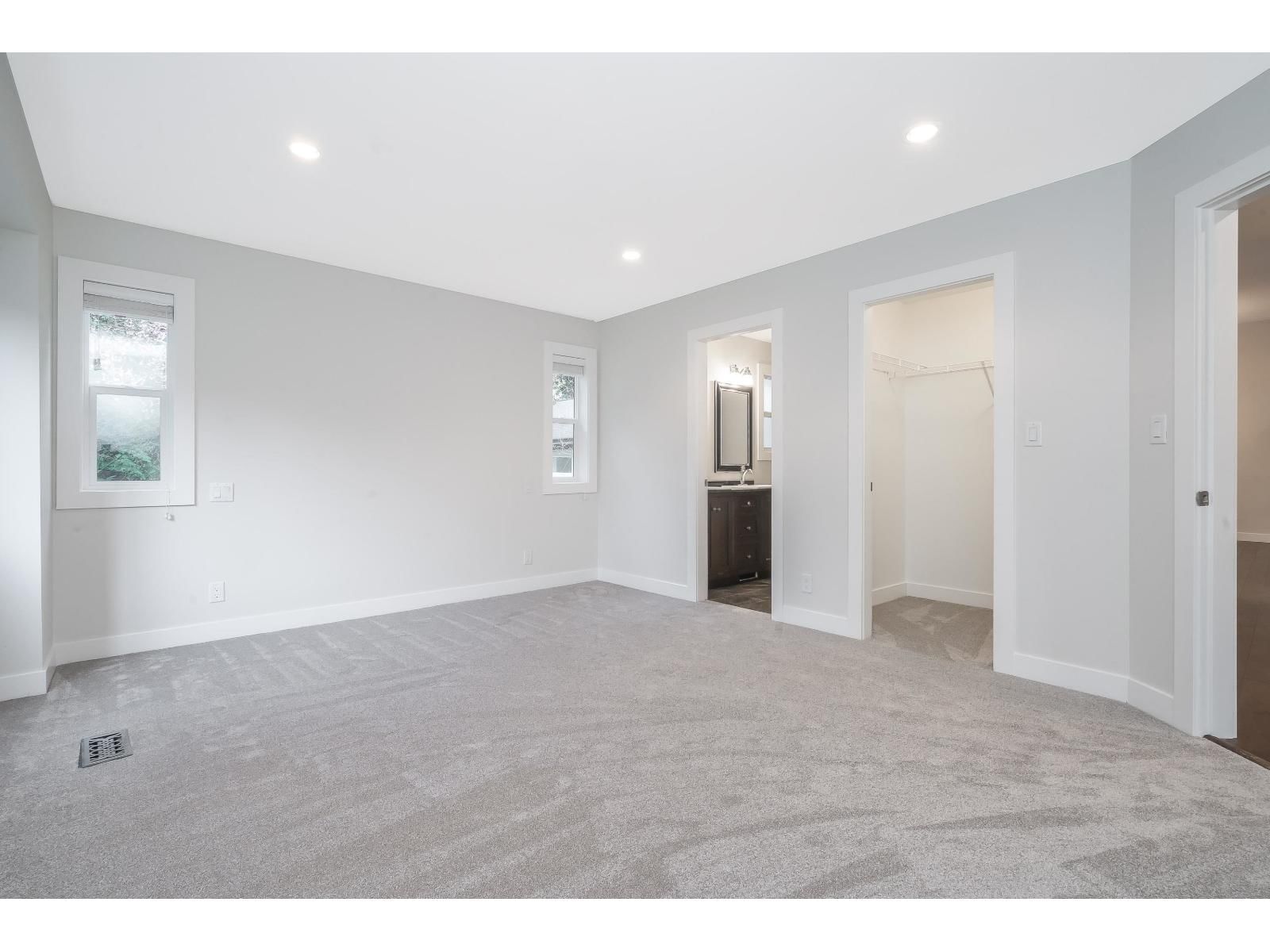 20468 43 AVENUE Image 19