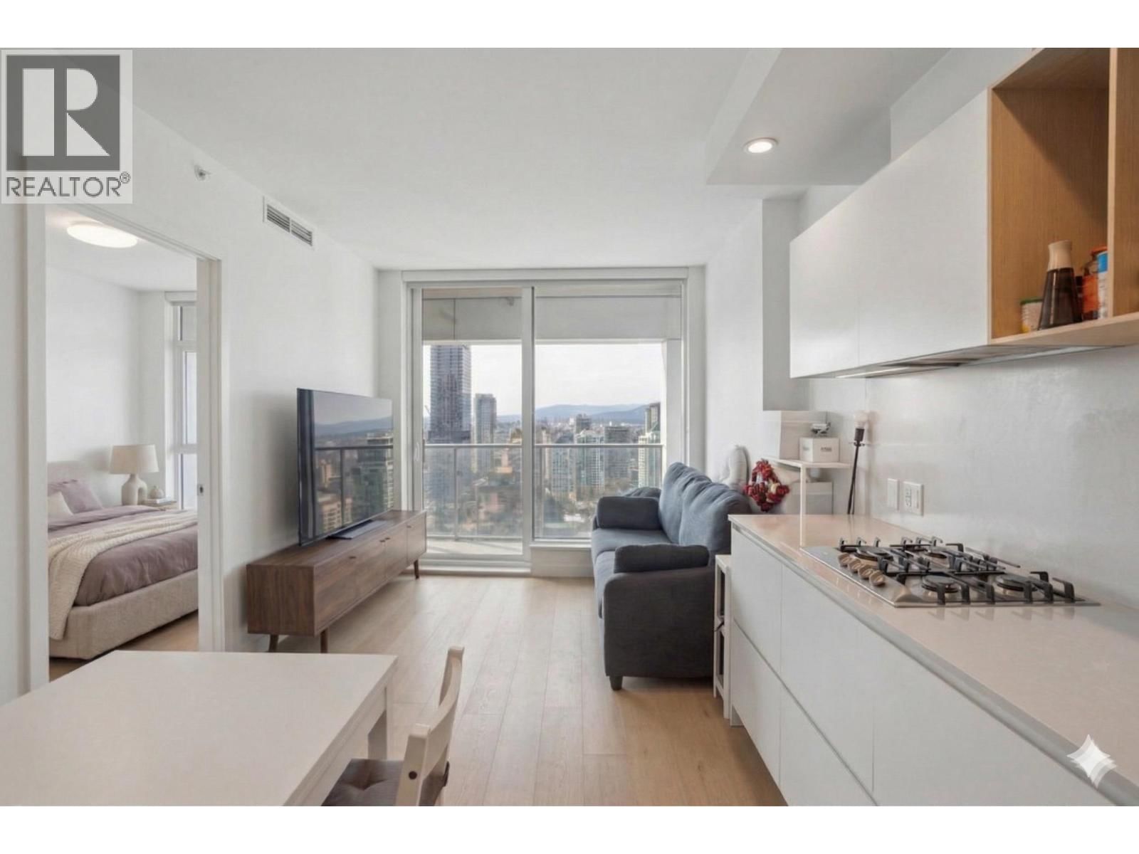 2506 - 6000 MCKAY AVENUE Image 21