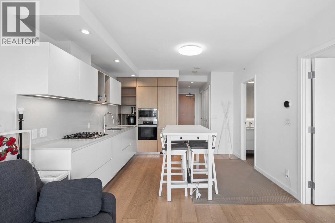 2506 - 6000 MCKAY AVENUE Image 25