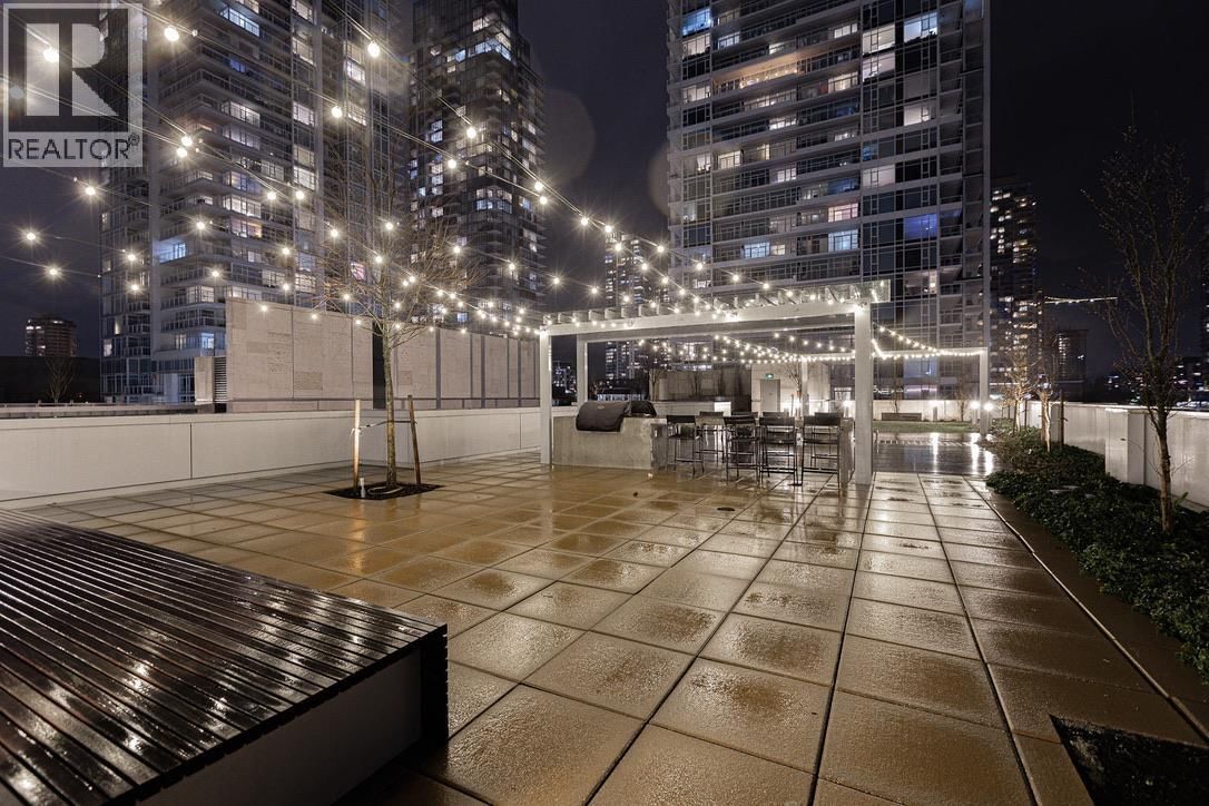 2506 - 6000 MCKAY AVENUE Image 7