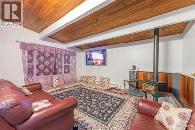 12753 256 Street | Maple Ridge British Columbia | Slide Image Thirteen