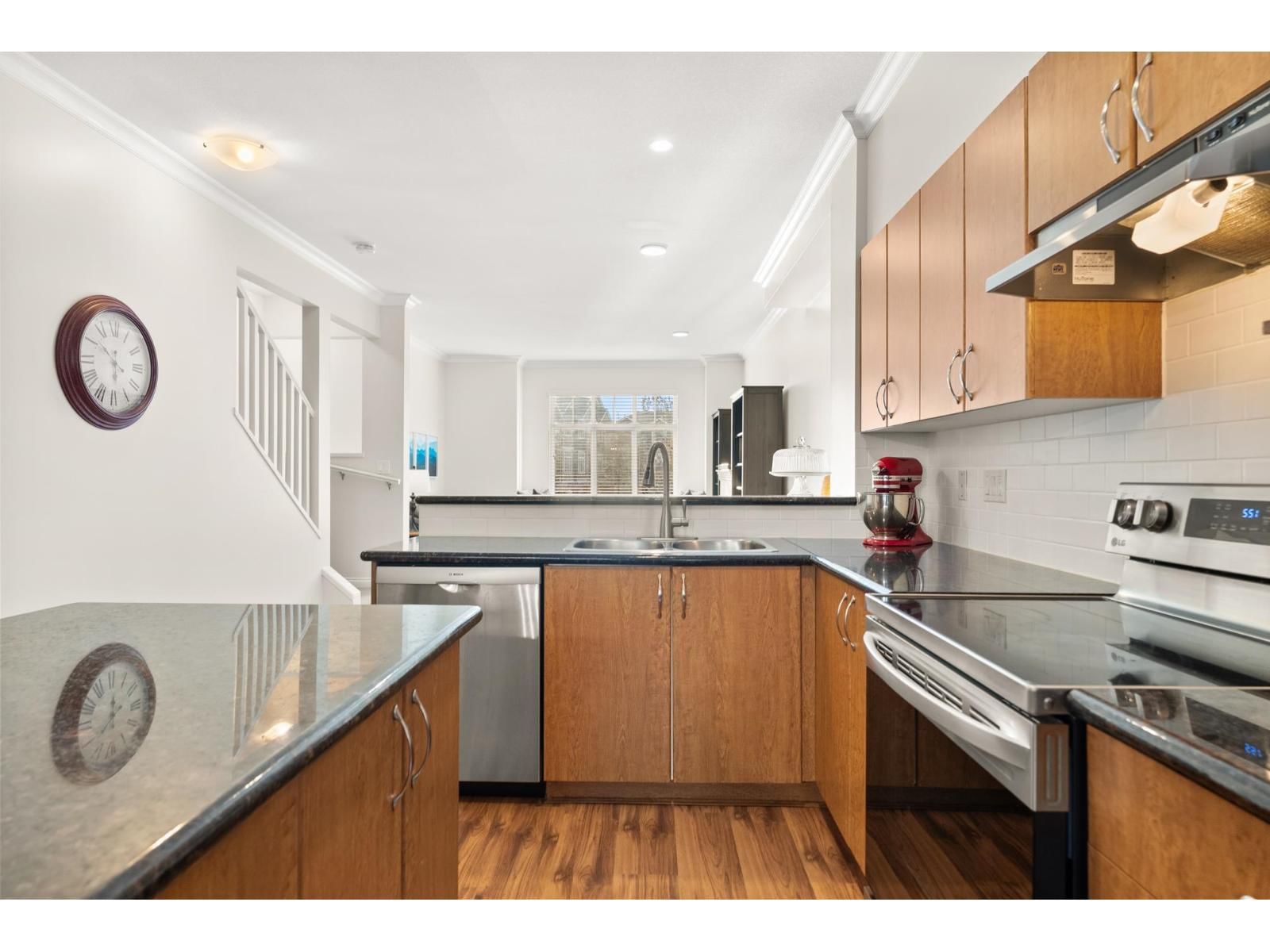 66 - 19455 65 AVENUE Image 9