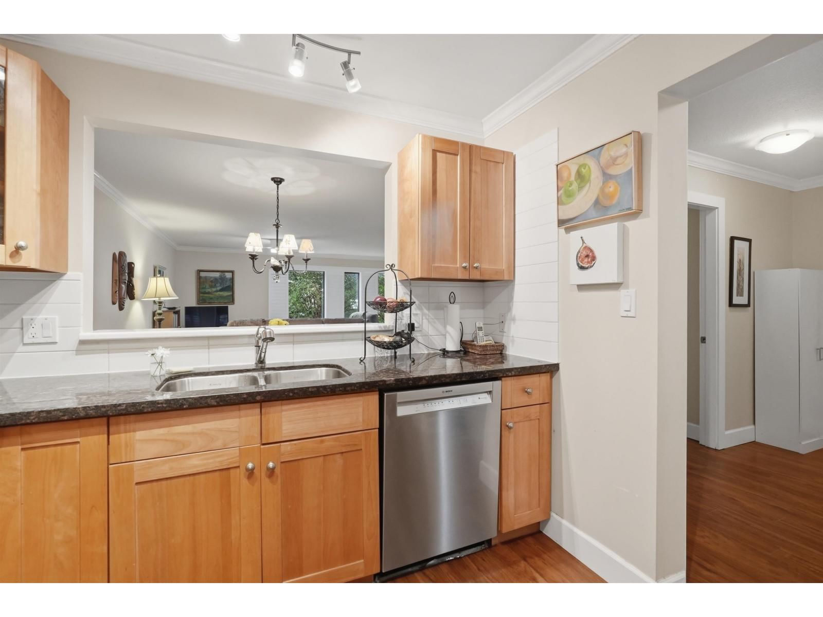 109 - 15270 17 AVENUE Image 8