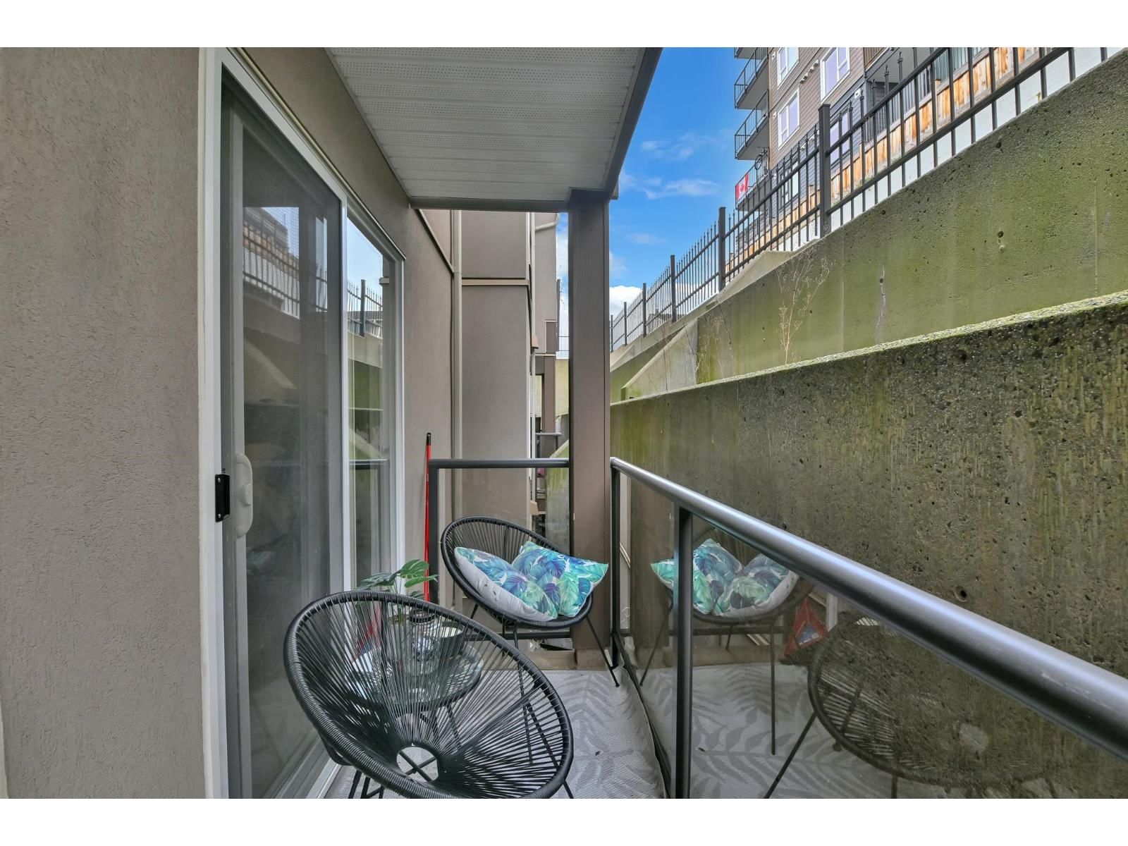 203 - 33165 2 AVENUE Image 25