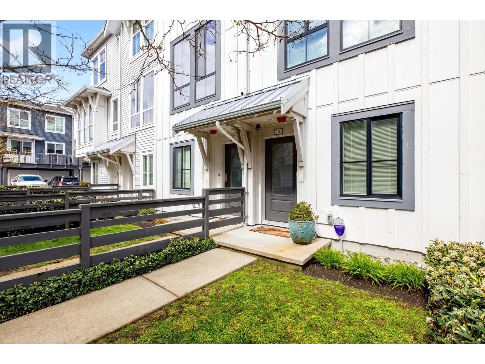 10 - 4716 ORCA WAY Image 1