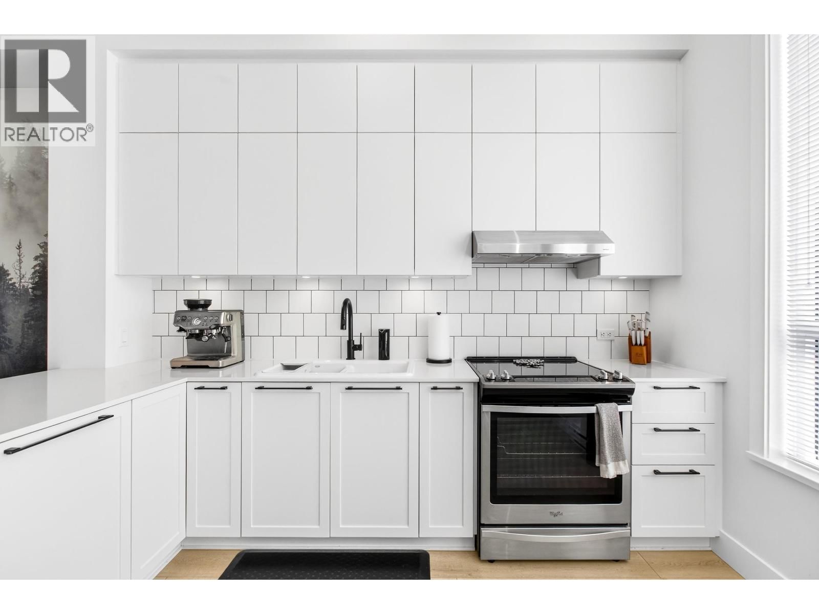 10 - 4716 ORCA WAY Image 11