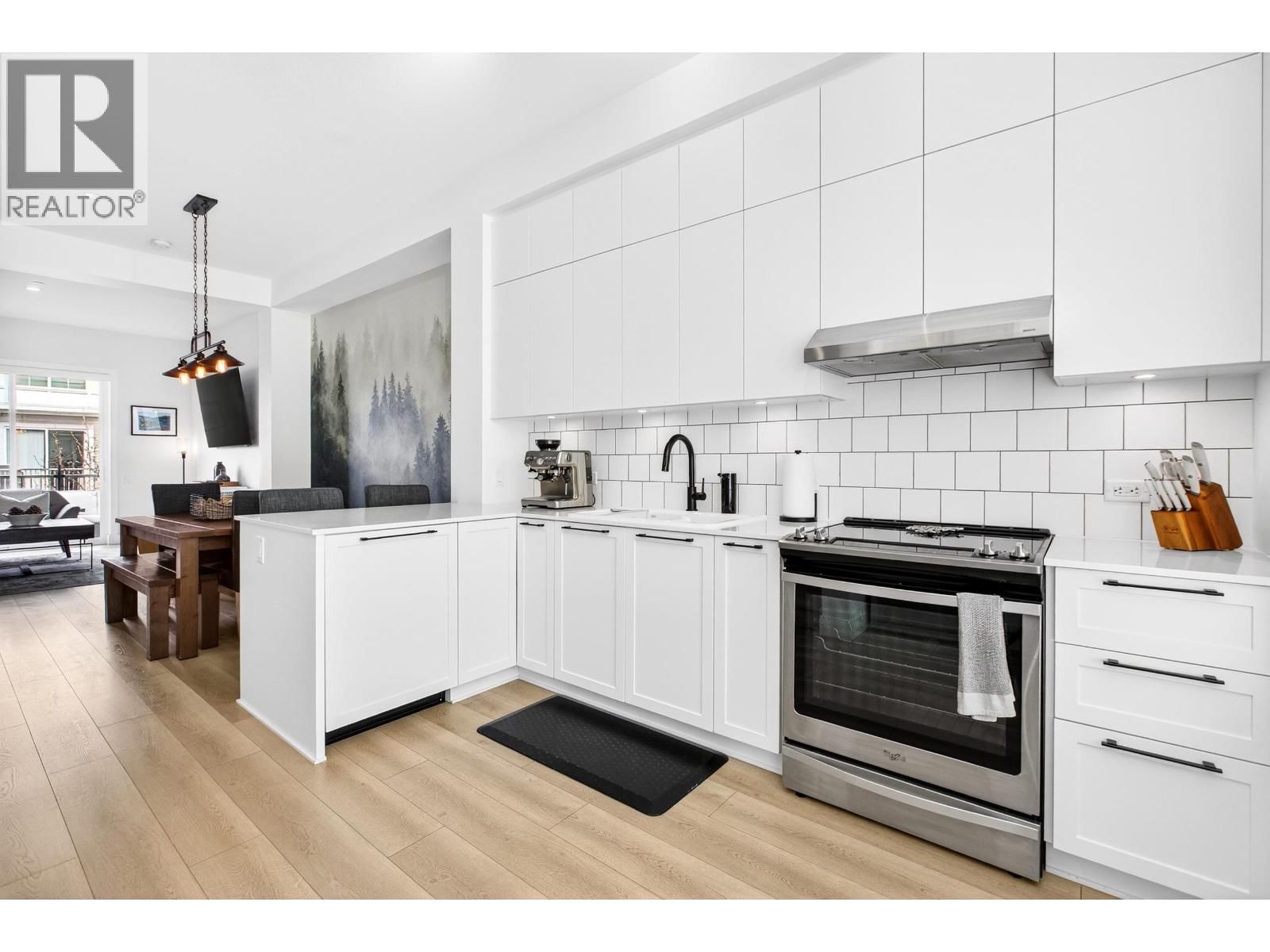 10 - 4716 ORCA WAY Image 12