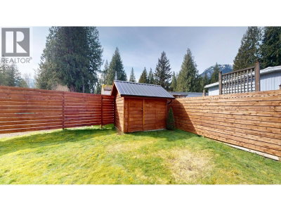 1830 MAMQUAM Road | Squamish British Columbia | Slide Image Twenty-one