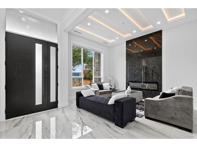 15363 94 Avenue, Surrey, V3R1E2 | Image 2