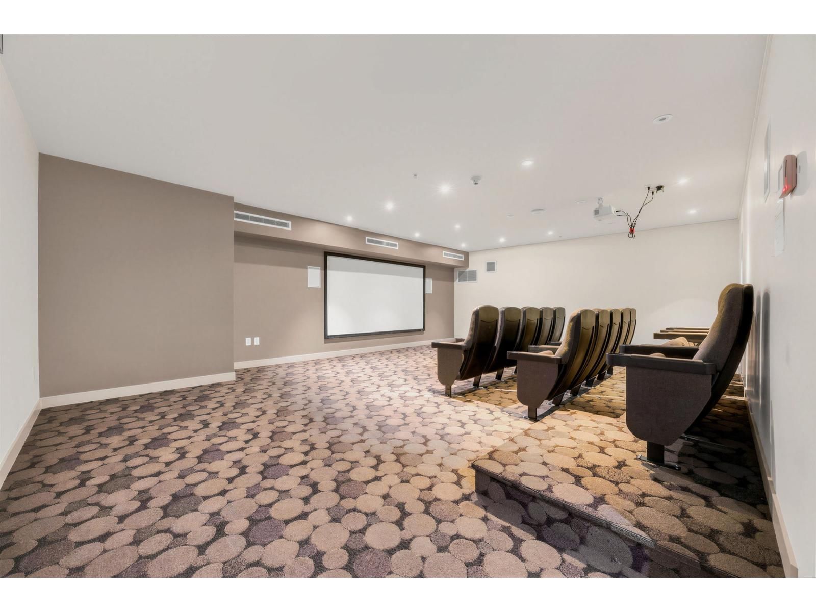 2509 - 13688 100 AVENUE Image 13