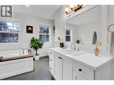 5226 CRANBROOK HILL Road | Prince George British Columbia | Slide Image Seventeen