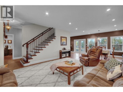 5226 CRANBROOK HILL Road | Prince George British Columbia | Slide Image Six