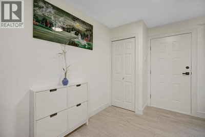 144 SHORELINE Circle | Port Moody British Columbia | Slide Image Eighteen