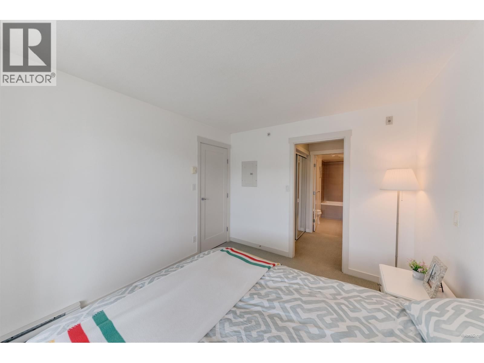 228 - 9373 HEMLOCK DRIVE Image 19