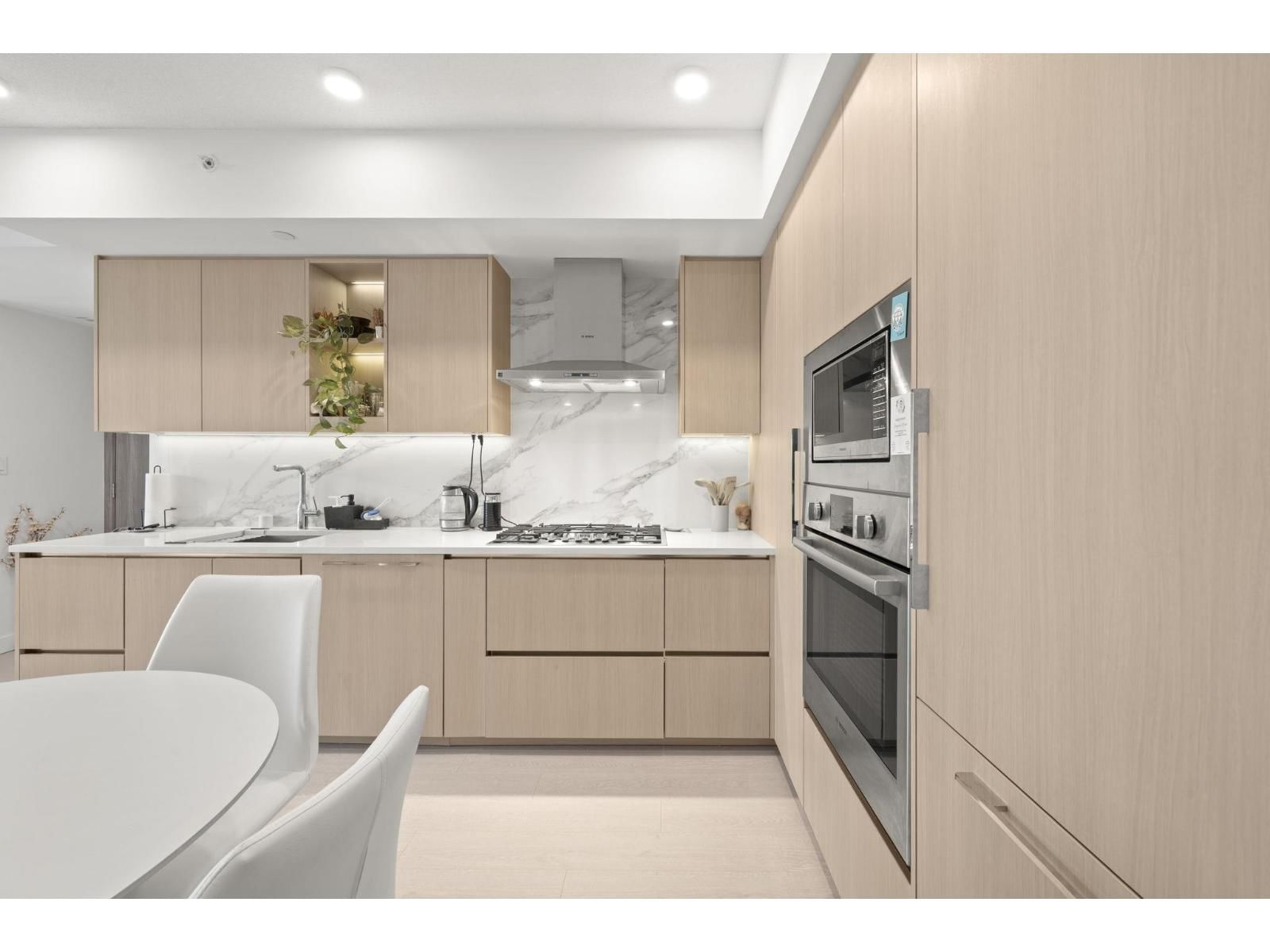 1202 - 13778 100 AVENUE Image 6