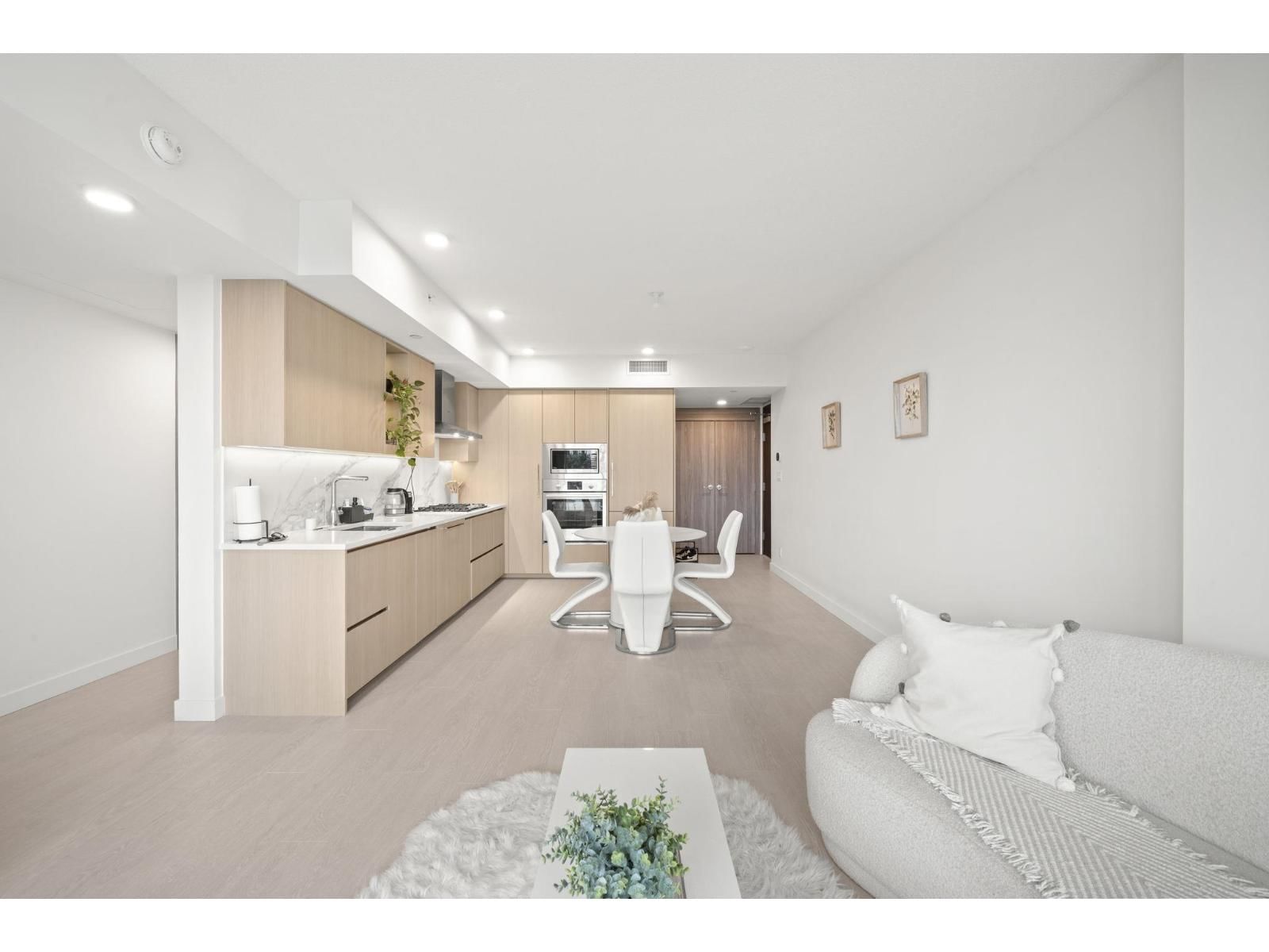 1202 - 13778 100 AVENUE Image 9