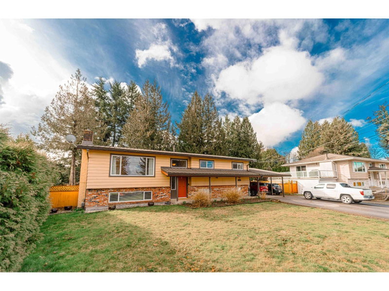 33450 HUGGINS Avenue Abbotsford British Columbia, V2S 2R7 - 5 Bedrooms Home For Sale