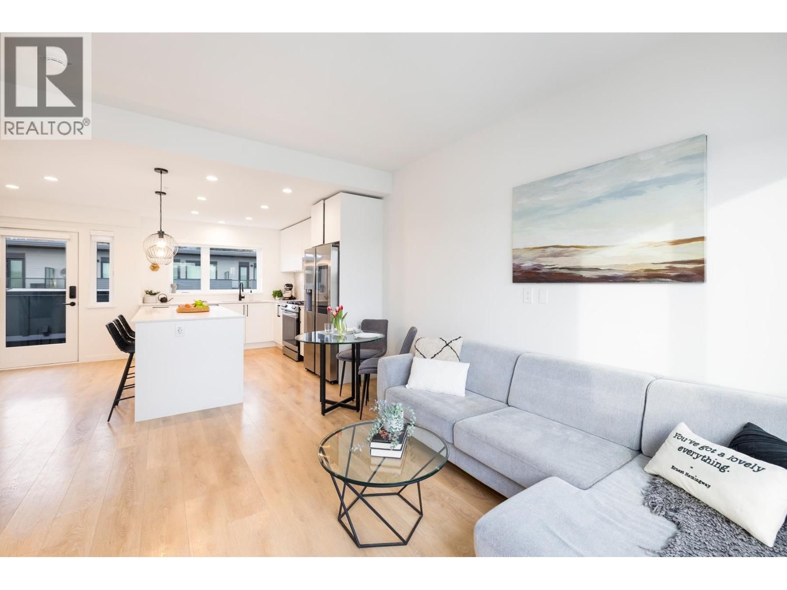 444 - 545 2ND STREET Image 11