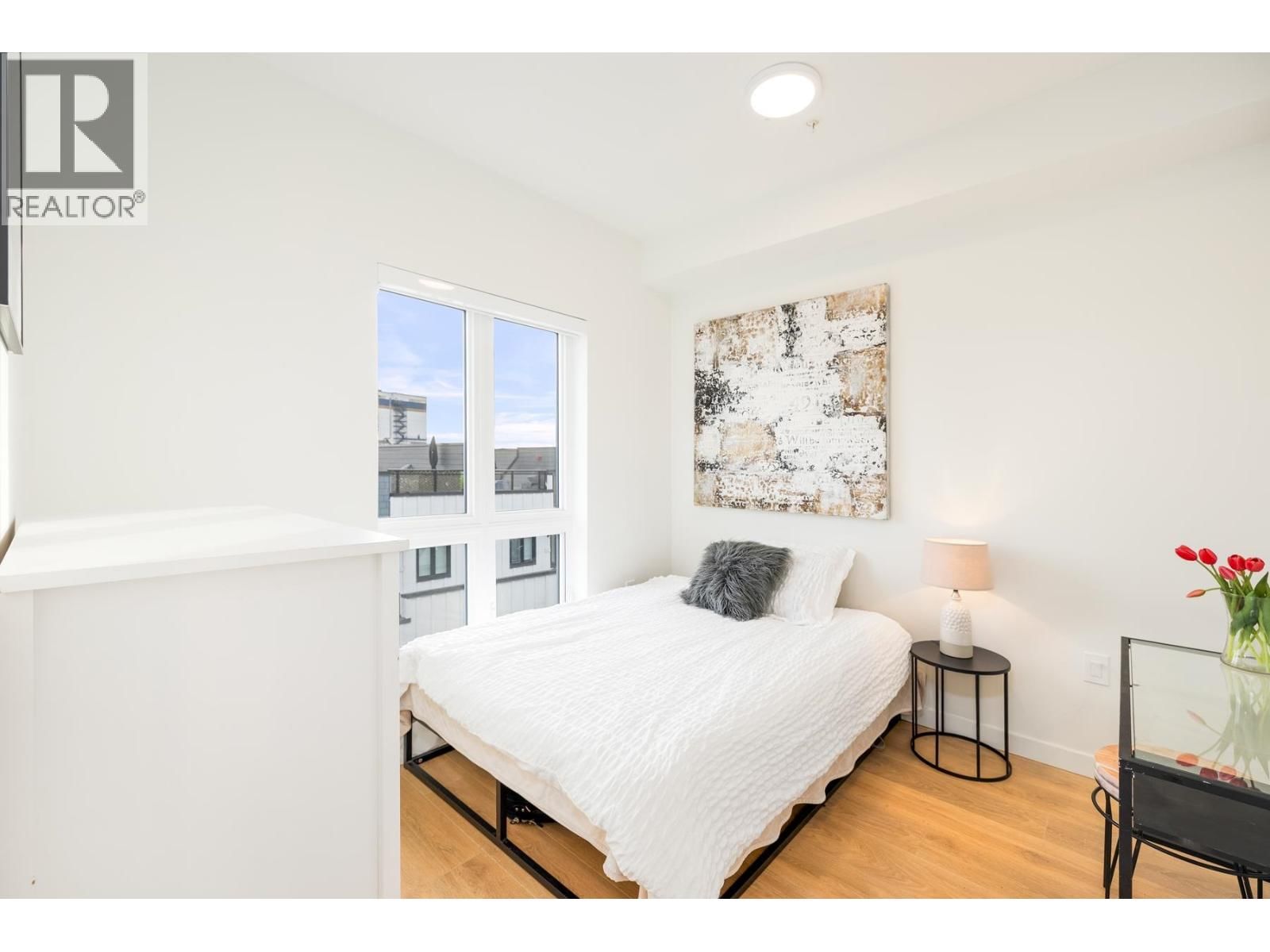 444 - 545 2ND STREET Image 12