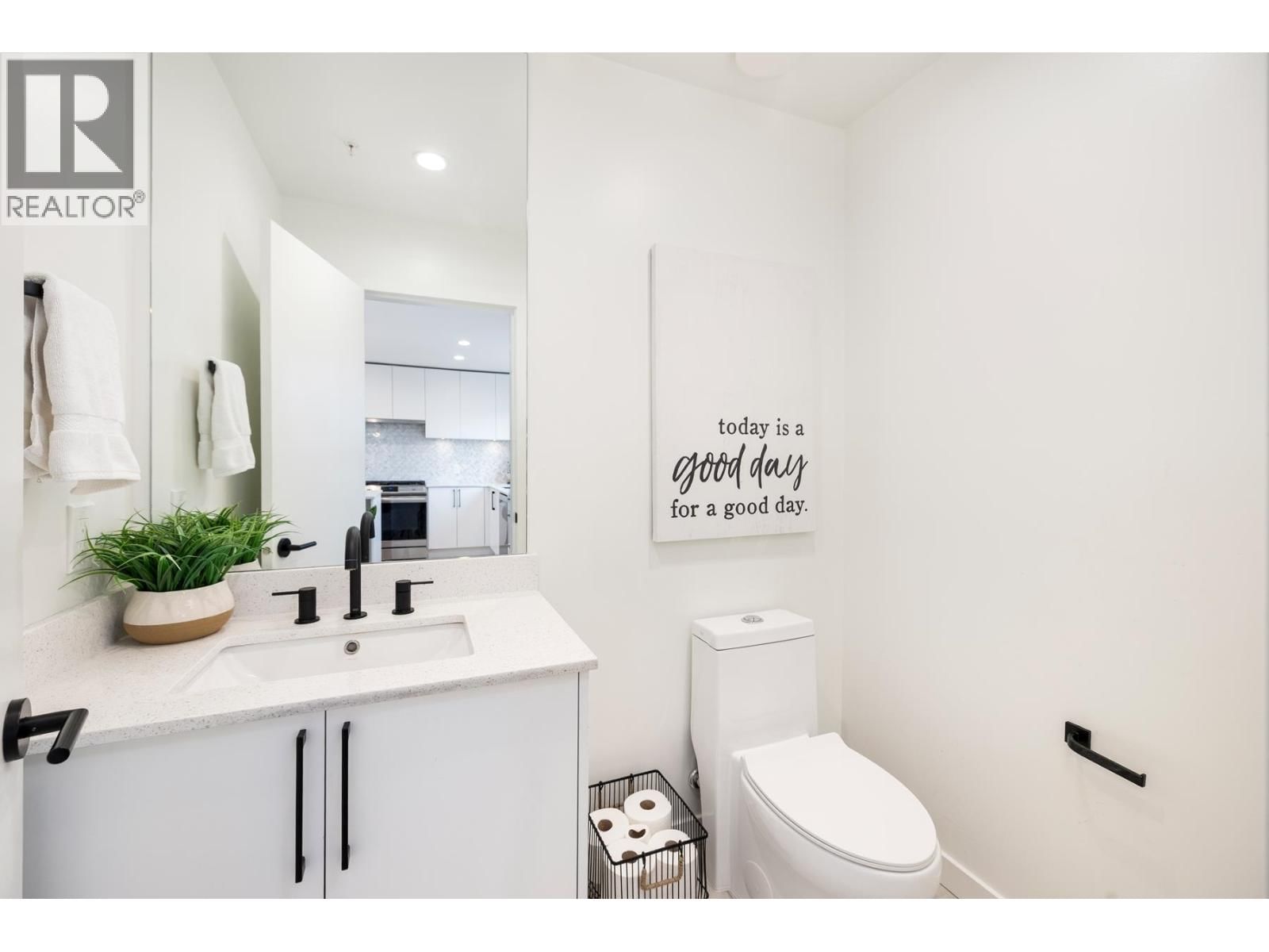 444 - 545 2ND STREET Image 13