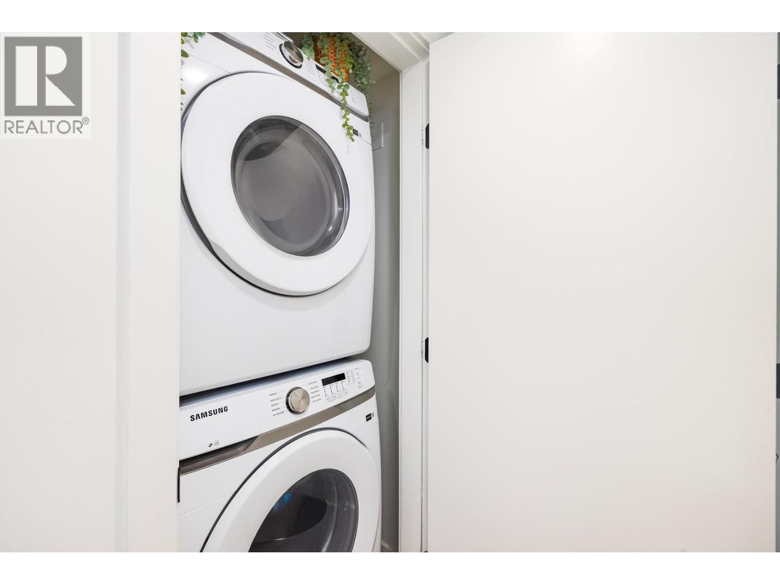 444 - 545 2ND STREET Image 22