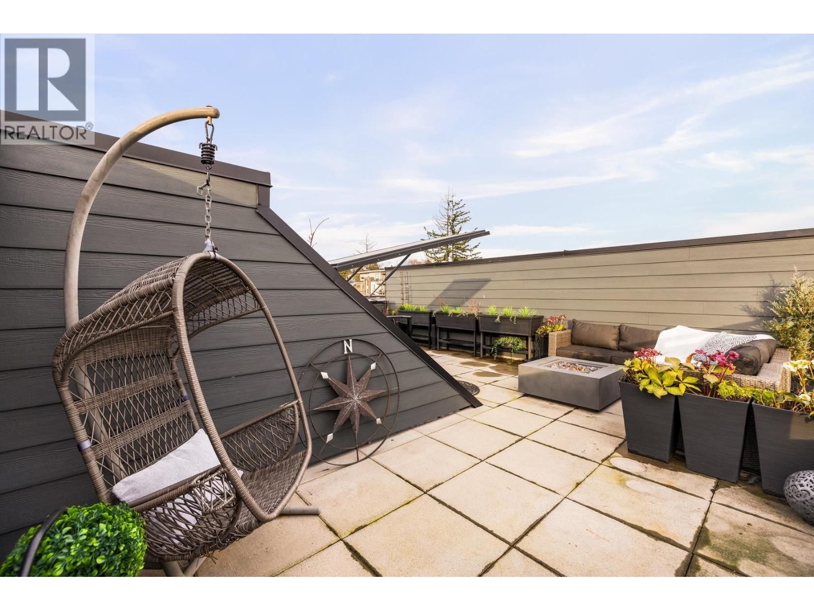 444 - 545 2ND STREET Image 27