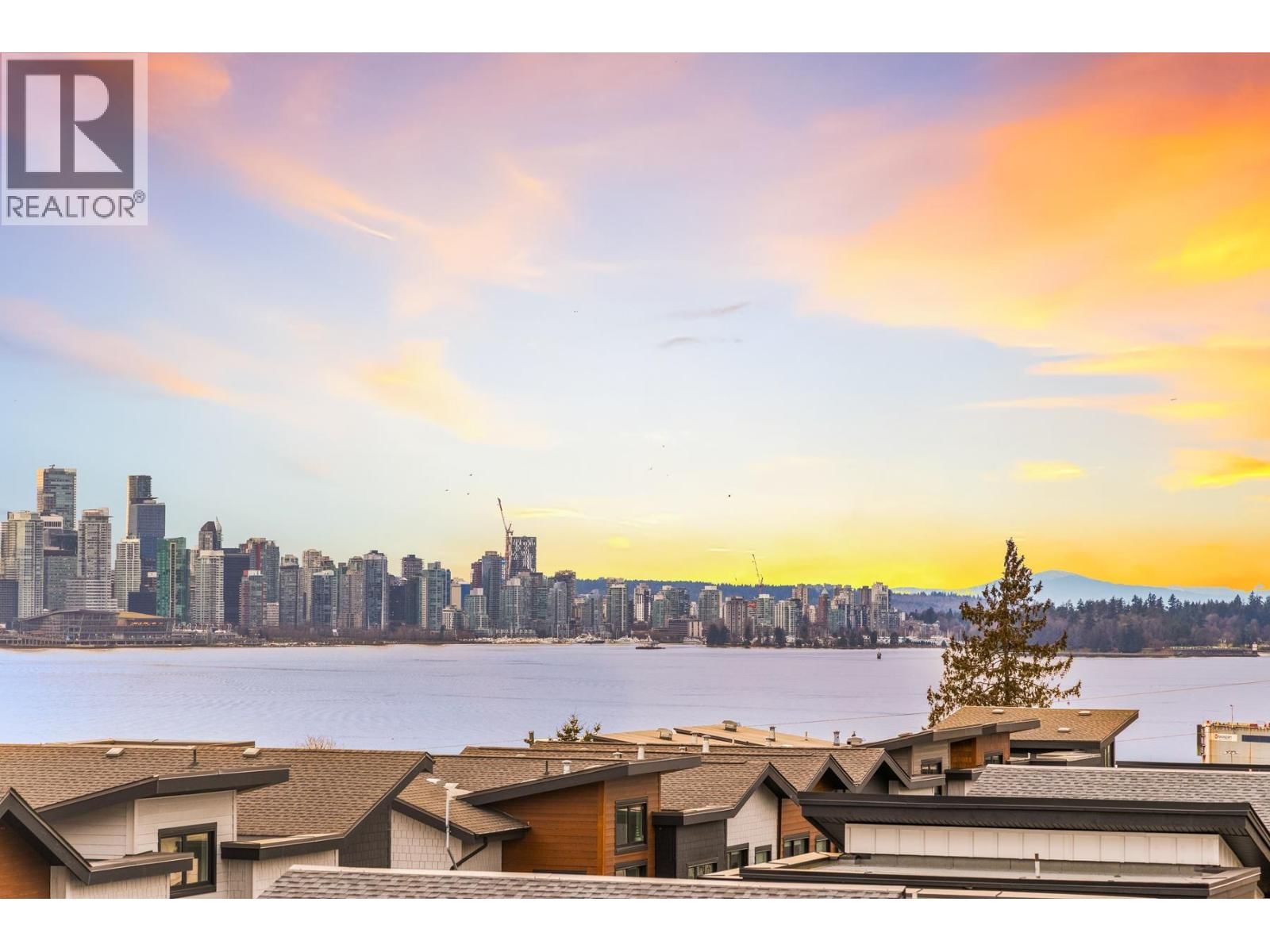 444 - 545 2ND STREET Image 29