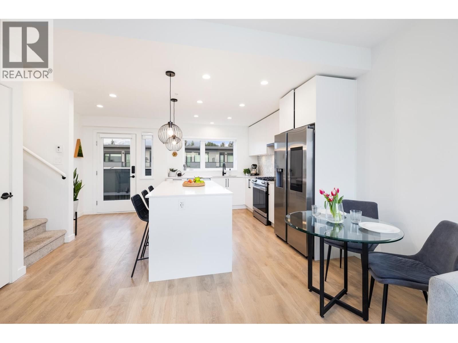 444 - 545 2ND STREET Image 7