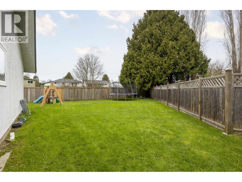 9291 RYAN Crescent, Richmond, V7A2H1 | Image 3