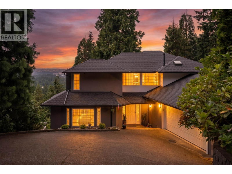 1241 COLEMAN Street North Vancouver British Columbia, V7K 3C2 - 6 Bedrooms Home For Sale