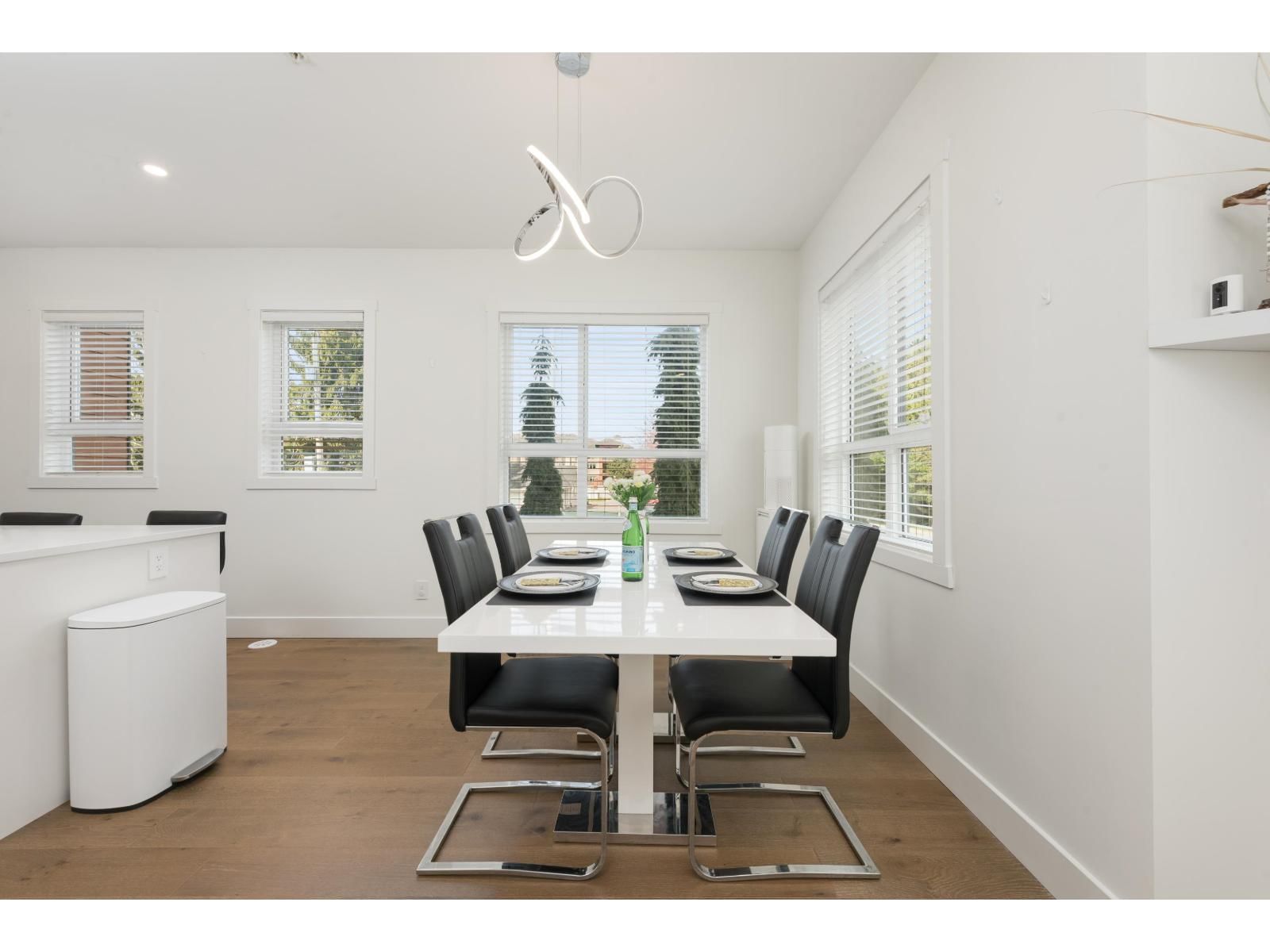 9 - 19790 55A AVENUE Image 13