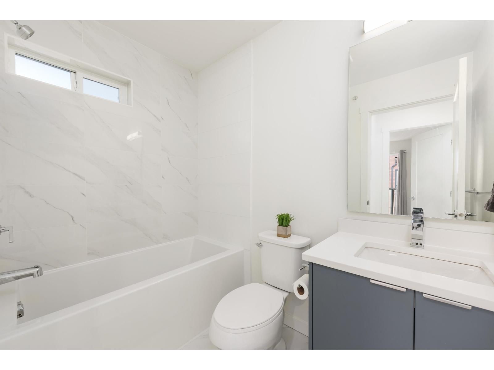 9 - 19790 55A AVENUE Image 17