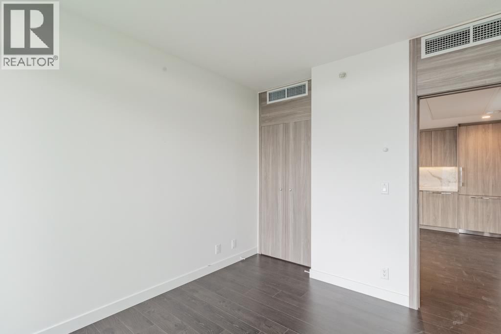 2409 - 4880 LOUGHEED HIGHWAY Image 14