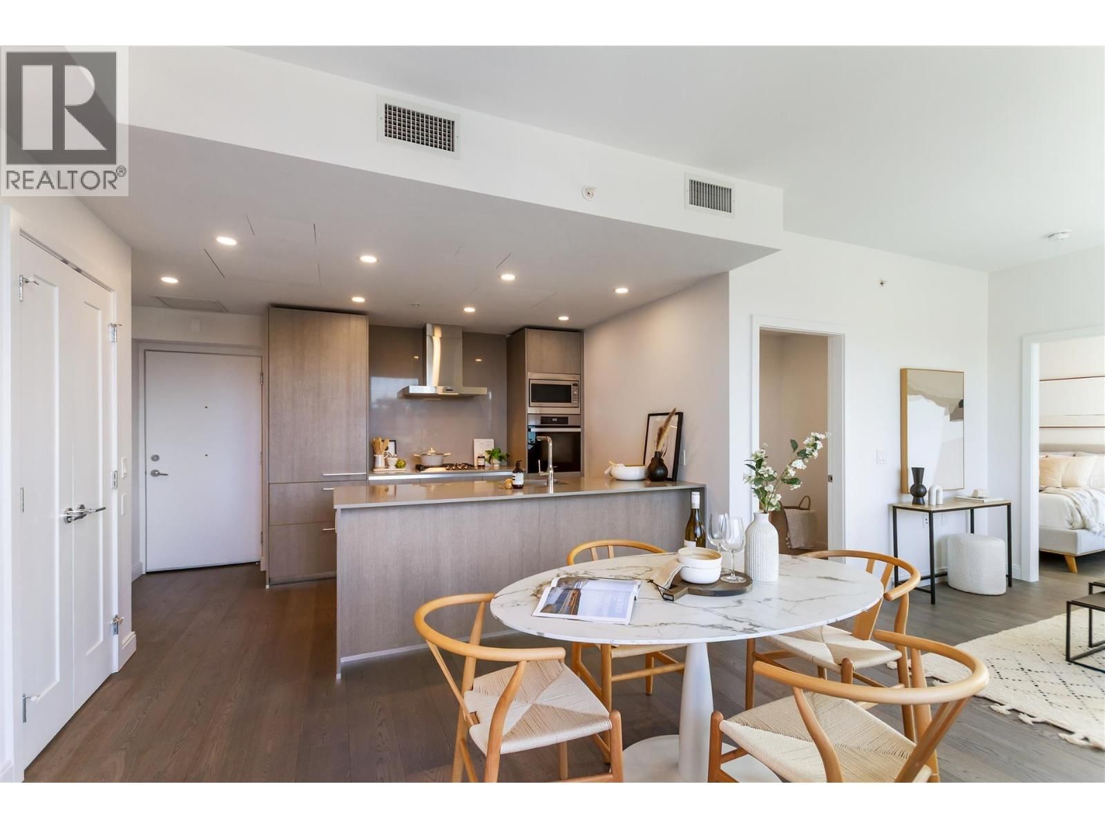 302 - 4908 CAMBIE STREET Image 5