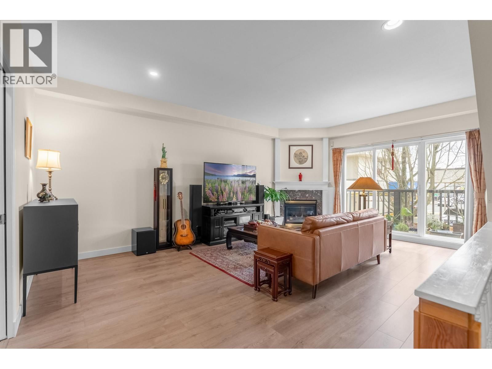 7 - 11888 MELLIS DRIVE Image 1