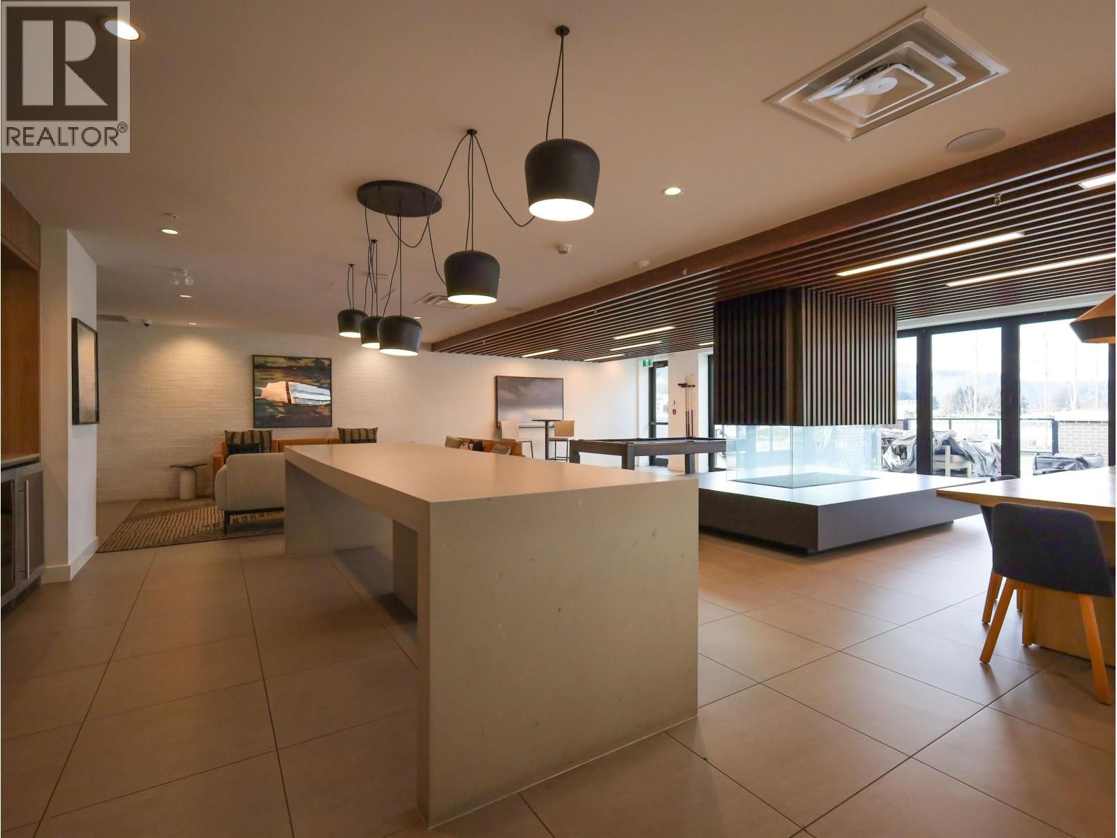 224 - 3131 MURRAY STREET Image 24