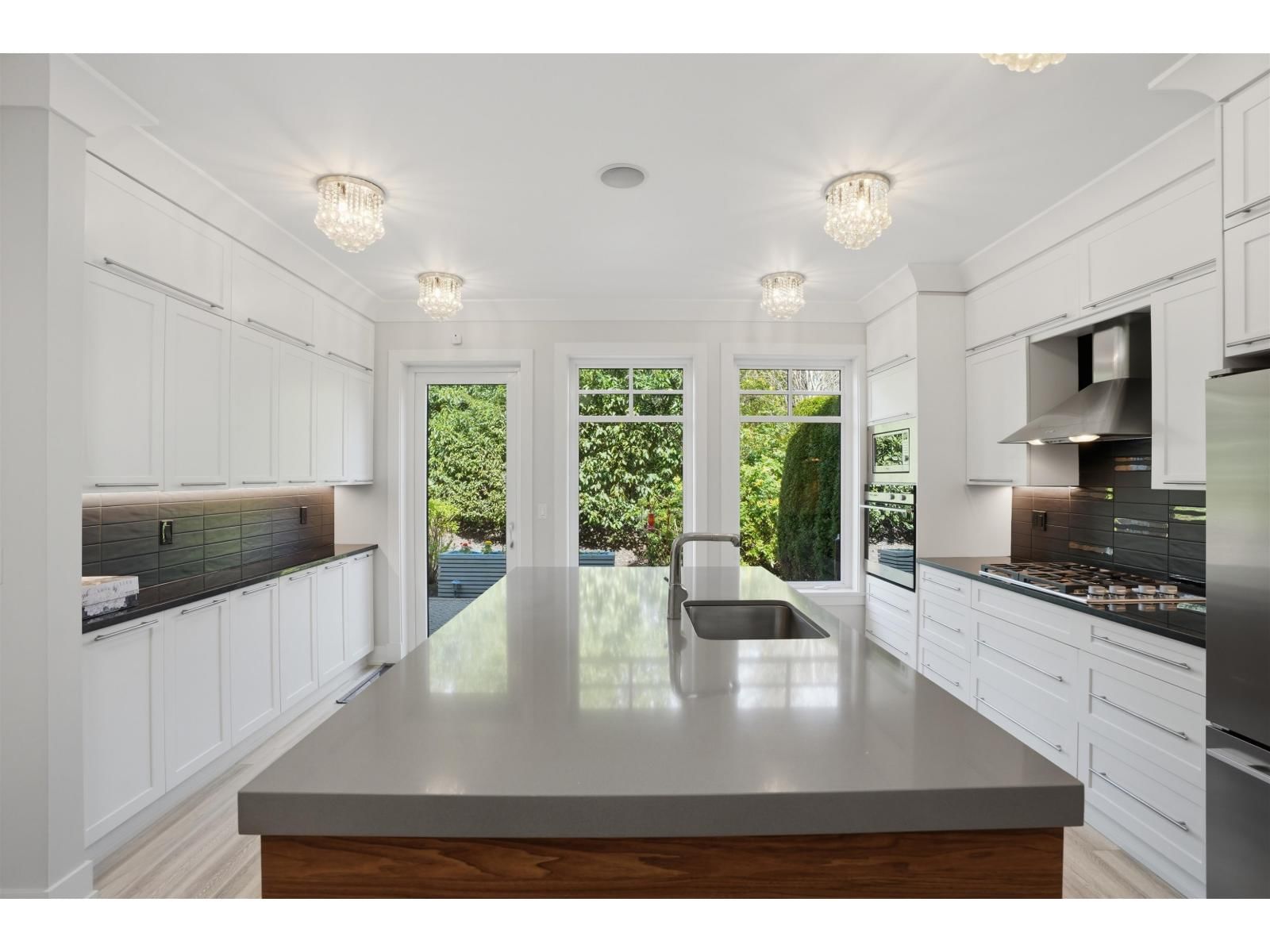 14 - 3122 160TH STREET Image 13