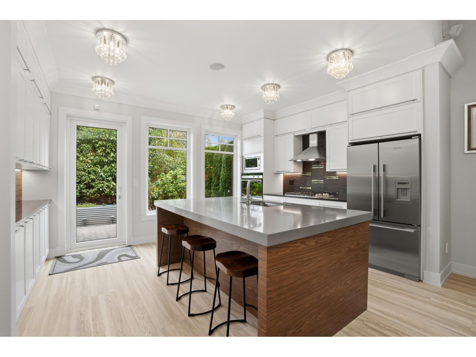 14 - 3122 160TH STREET Image 8