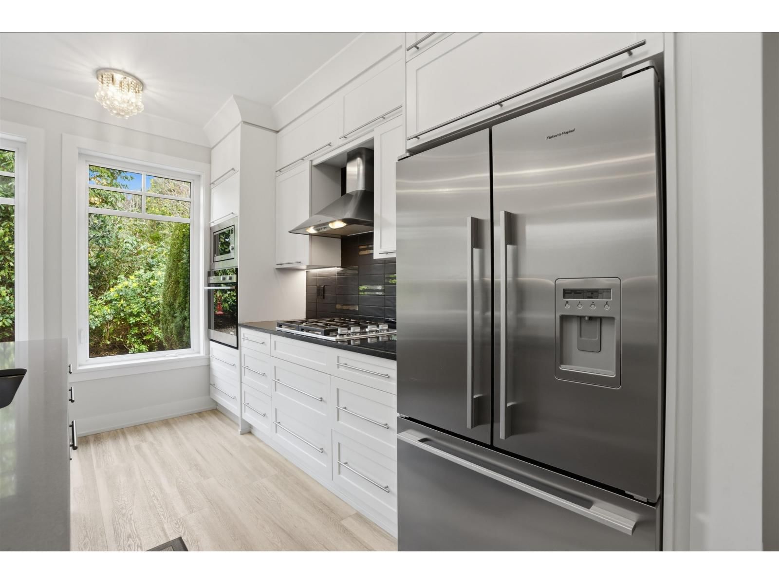 14 - 3122 160TH STREET Image 9