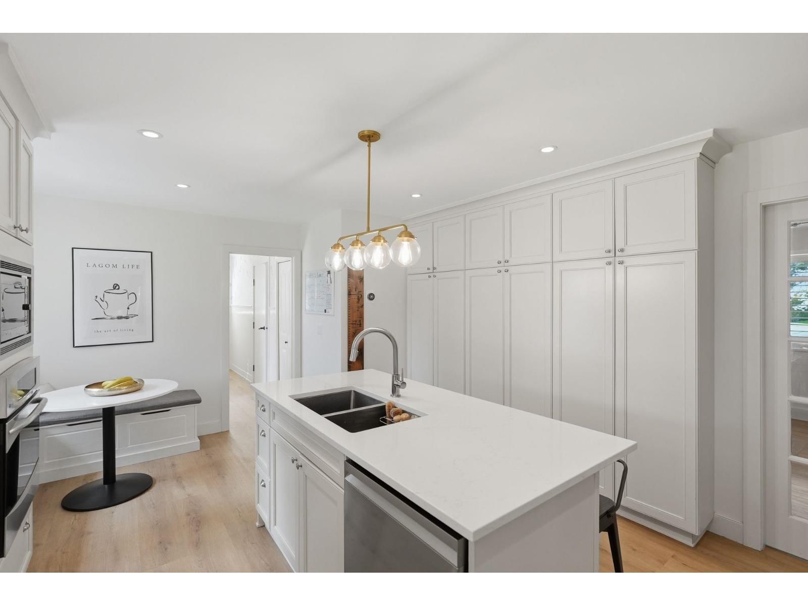 5692 247A STREET Image 13