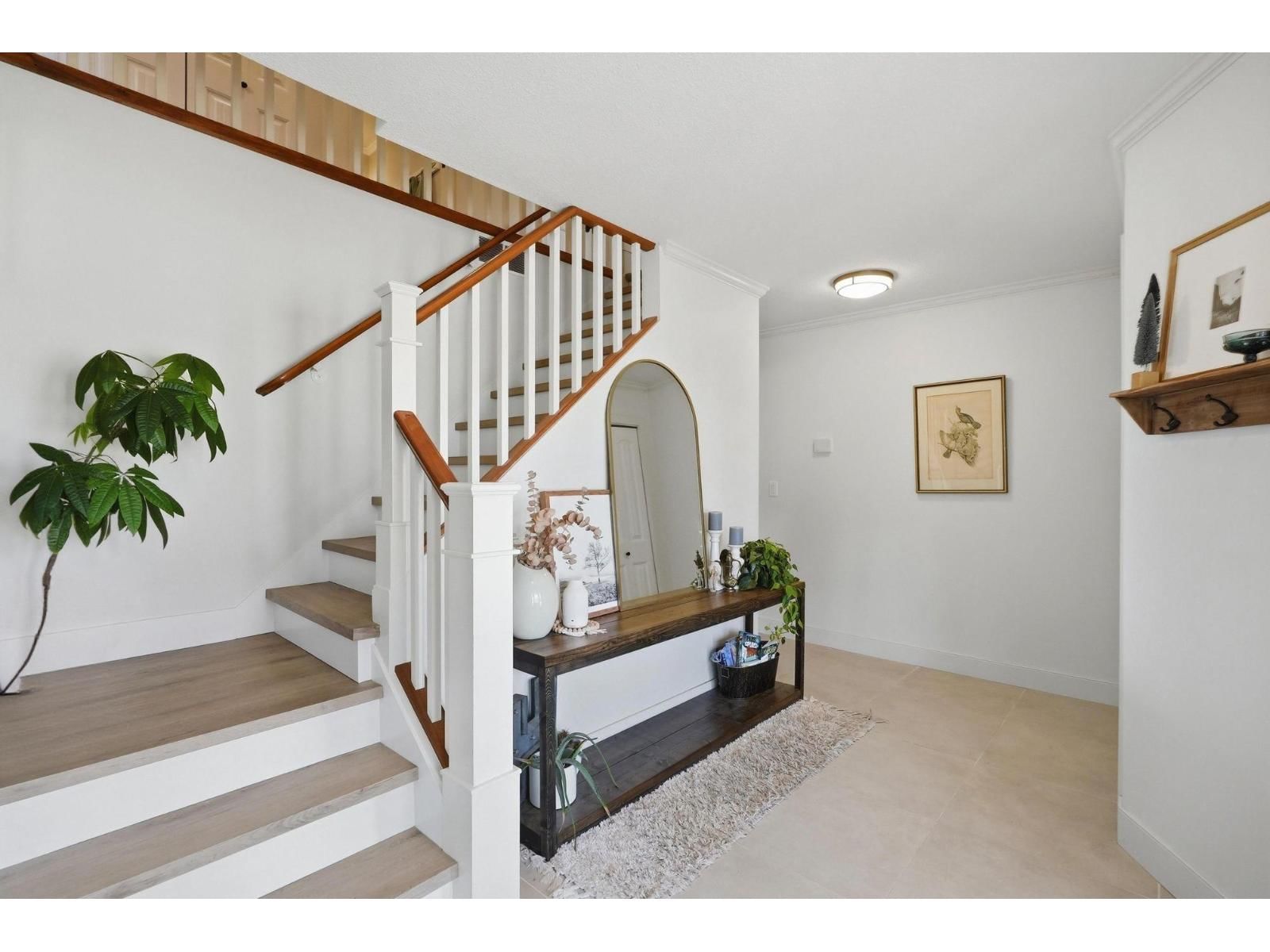 5692 247A STREET Image 19